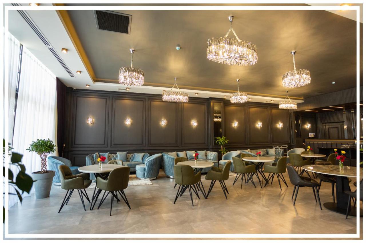 Vis Palm Hotel Ганджа Екстериор снимка