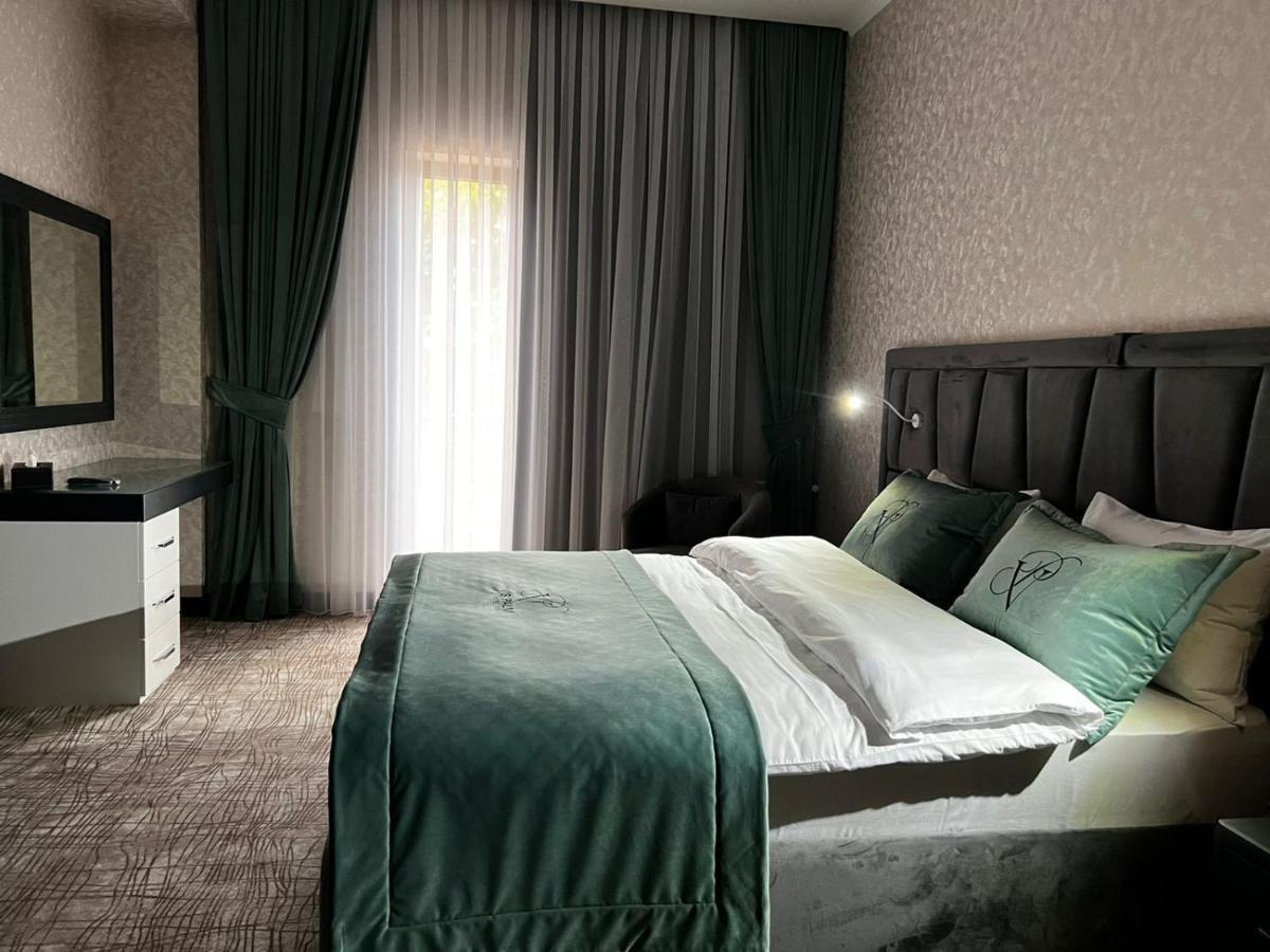 Vis Palm Hotel Ганджа Екстериор снимка
